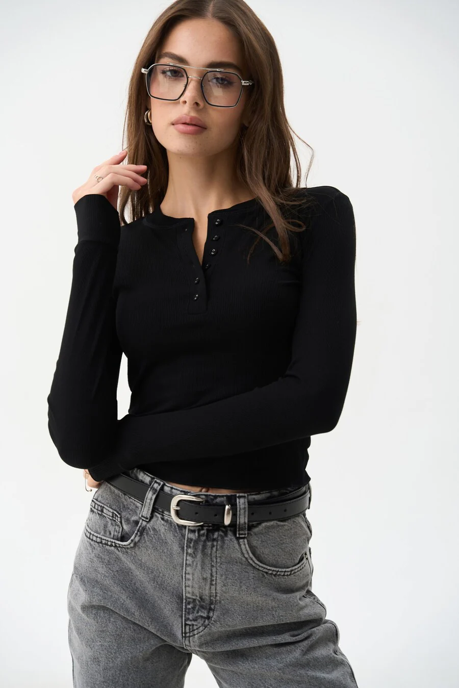 Black longsleeve with buttons - Image 2