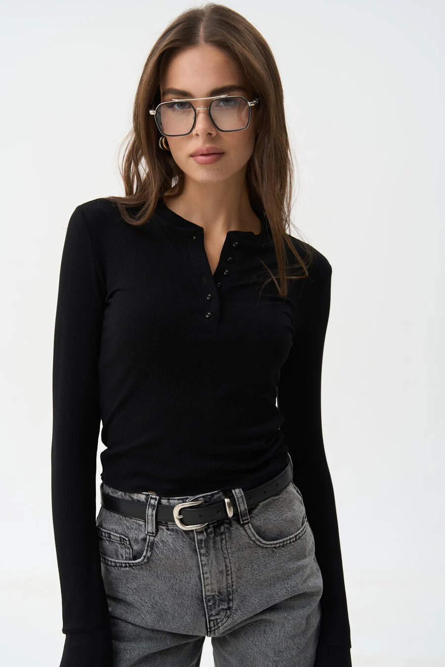 Black longsleeve with buttons - Image 3