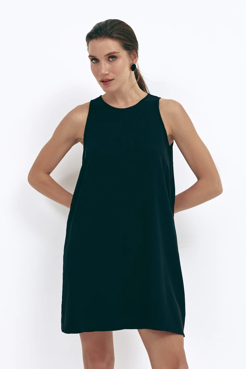 Black Loose-fit Mini Dress with Pockets - Image 3