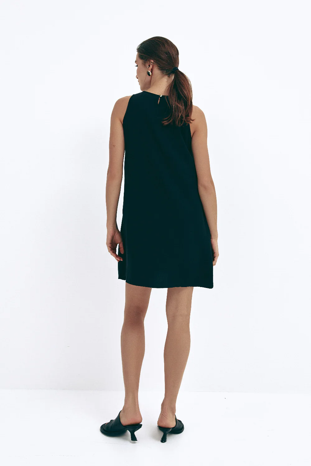 Black Loose-fit Mini Dress with Pockets - Image 4