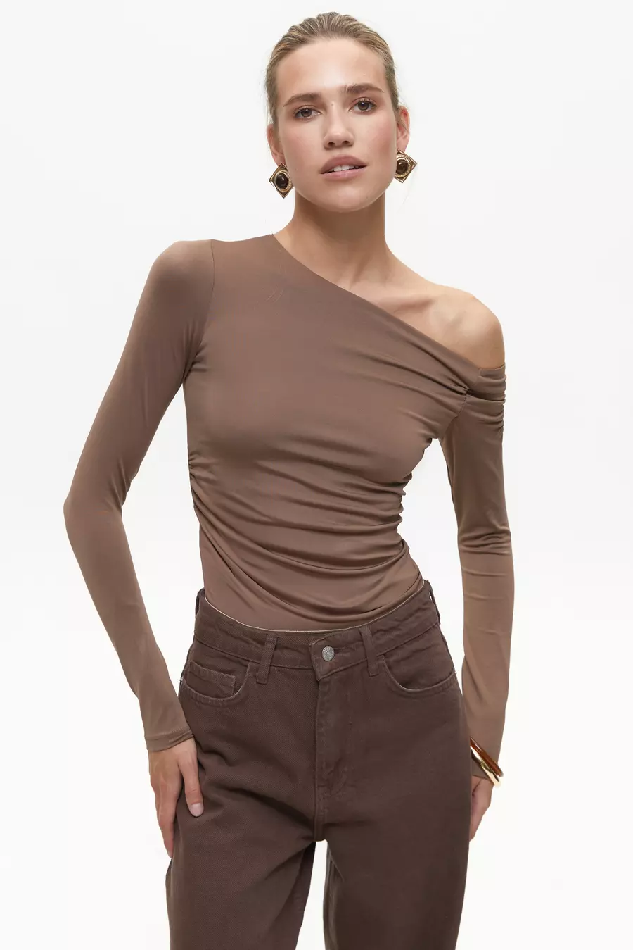 Brown Off Shoulder Bodysuit - Image 3
