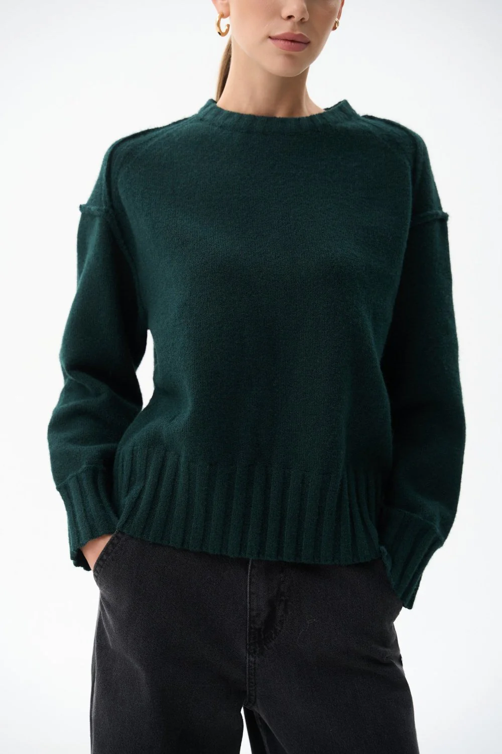 Green sweater - Image 4