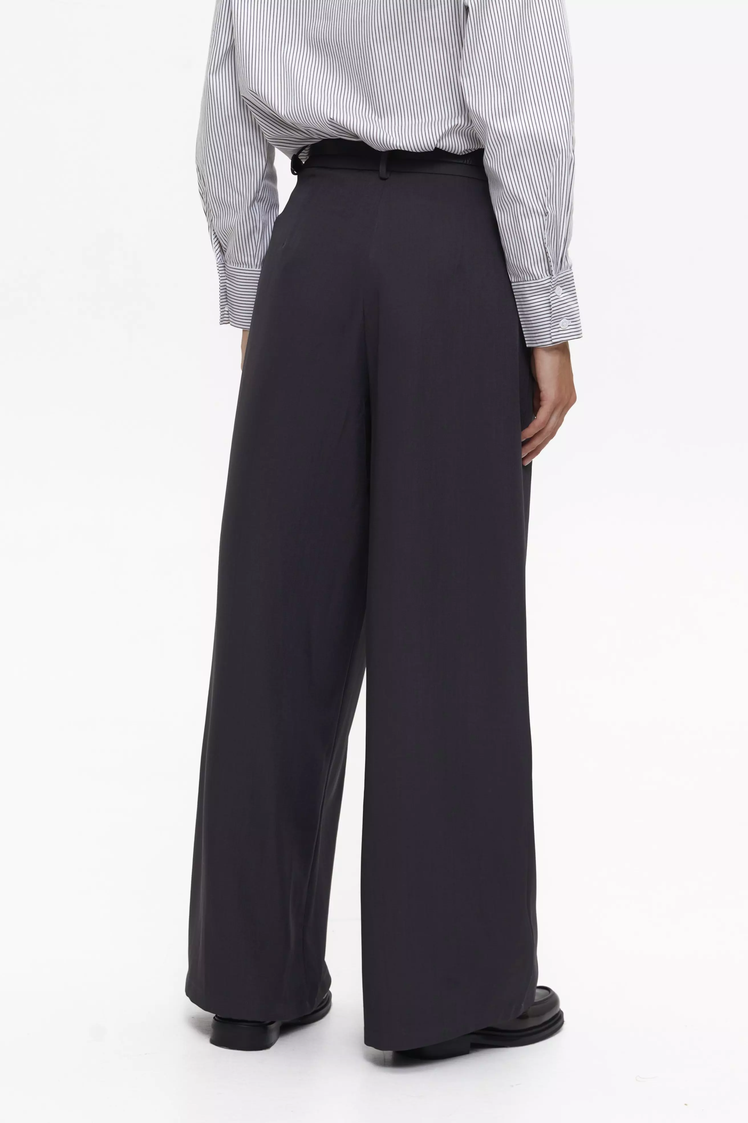 Grey Classic Pleated Trousers - Image 4