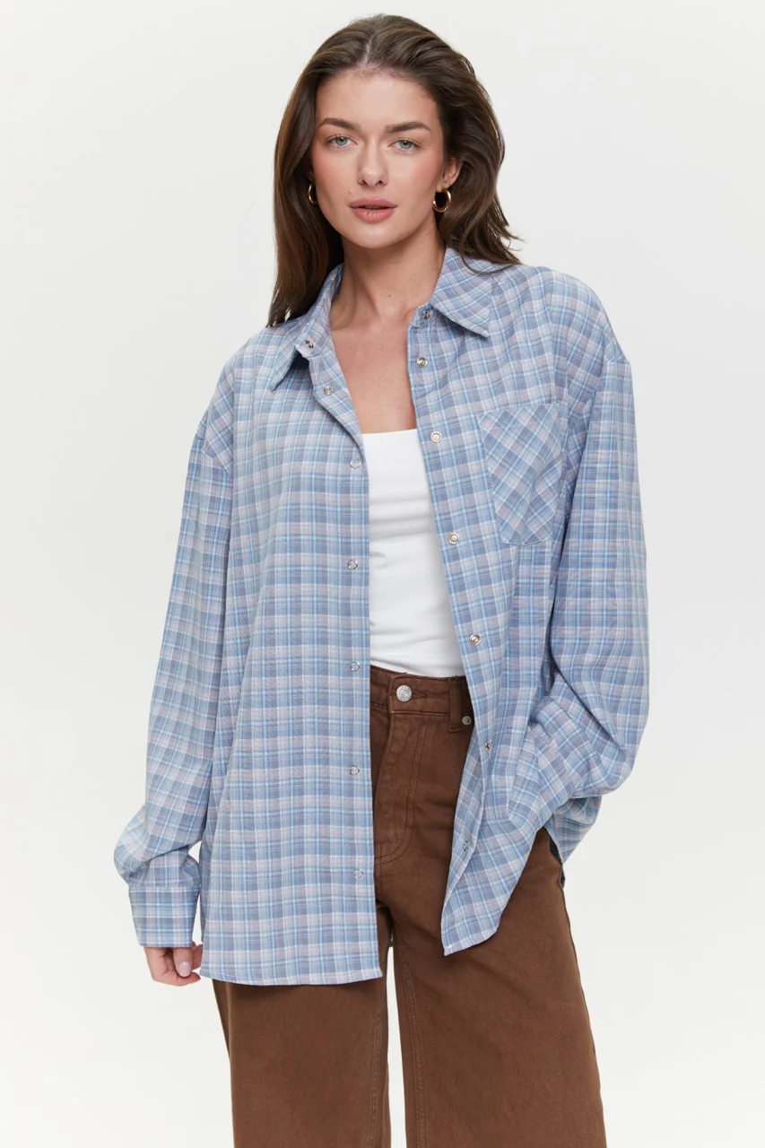 Grey Check shirt with pockets - Image 2