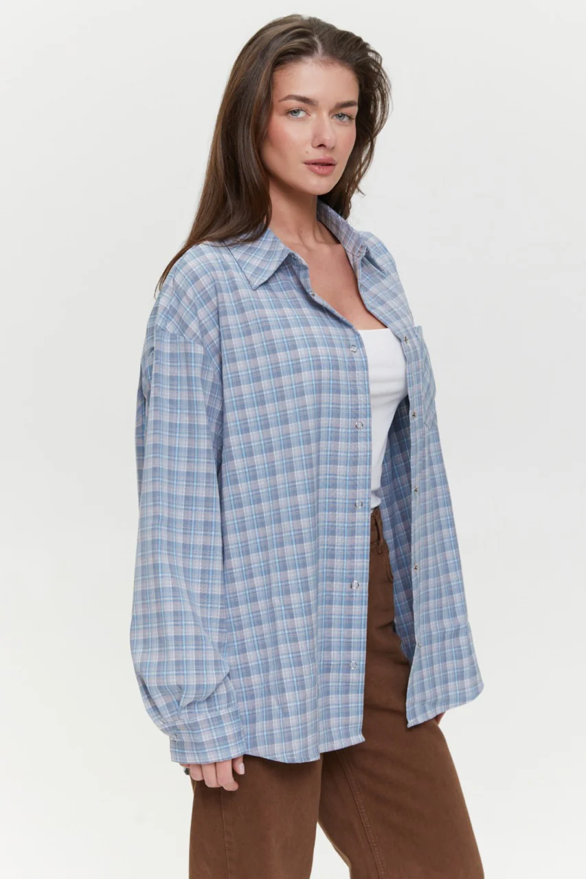 Grey Check shirt with pockets - Image 4