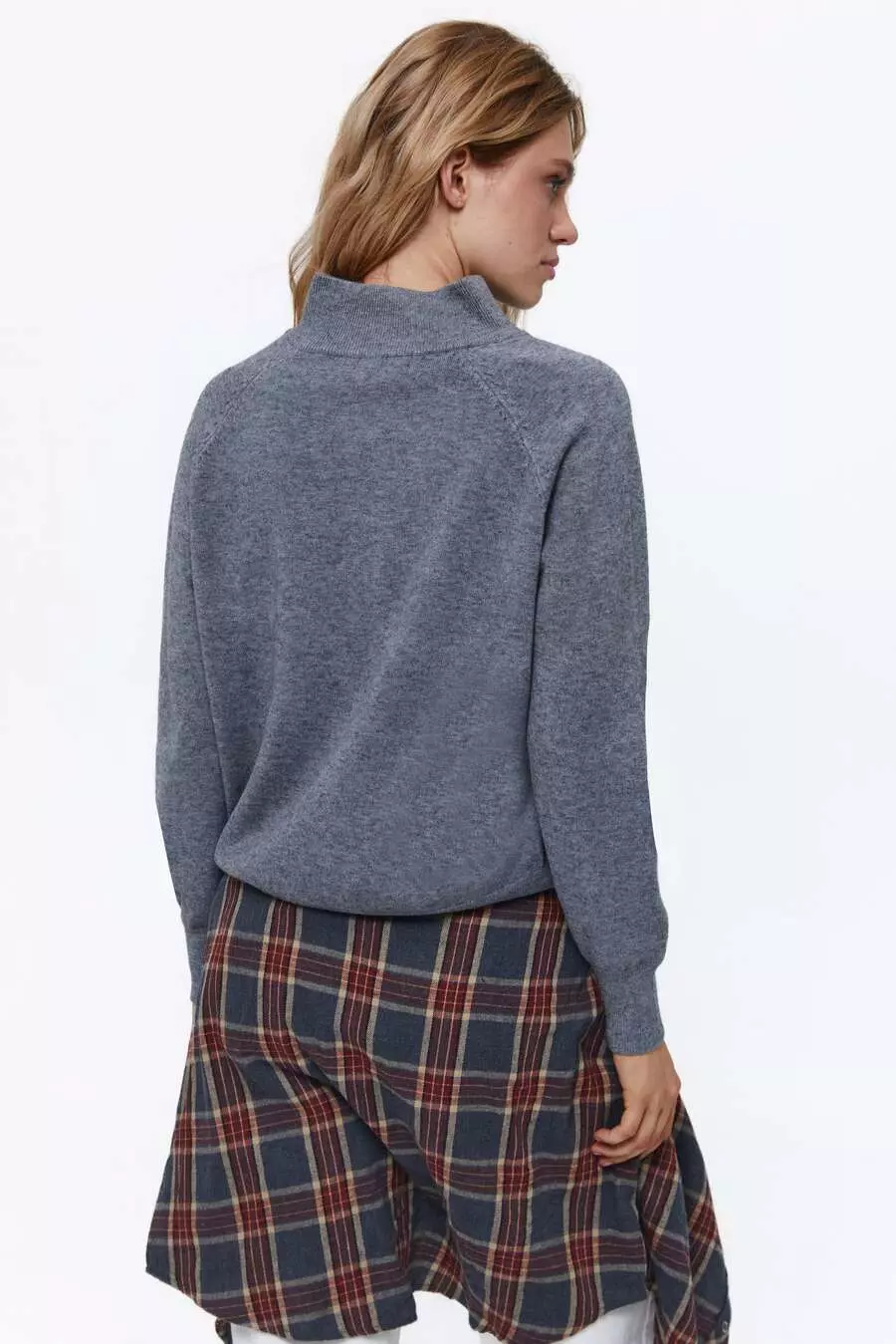 Grey Soft Knit Cardigan - Image 5