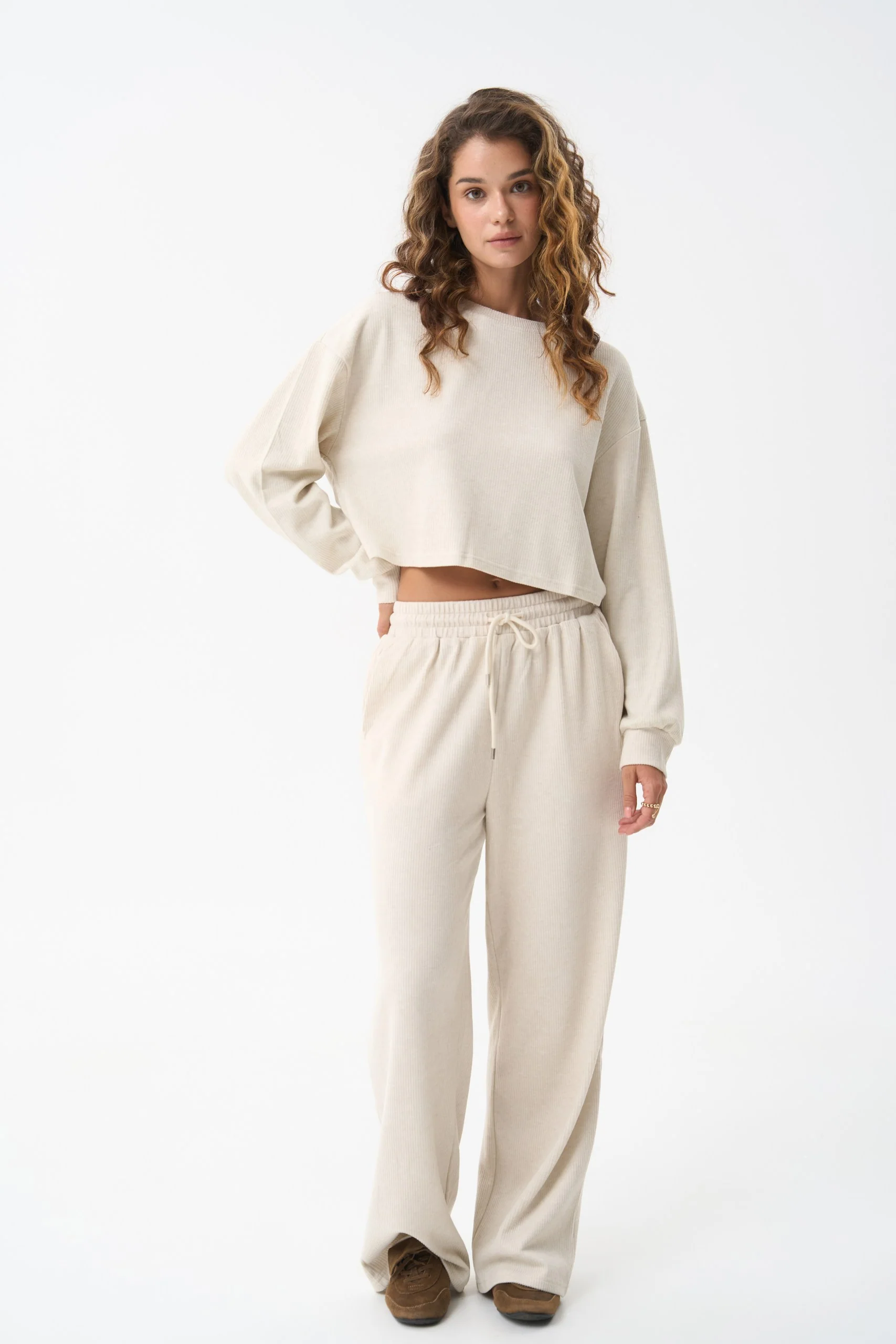 Milk Cropped Sports Sweatshirt - Image 2