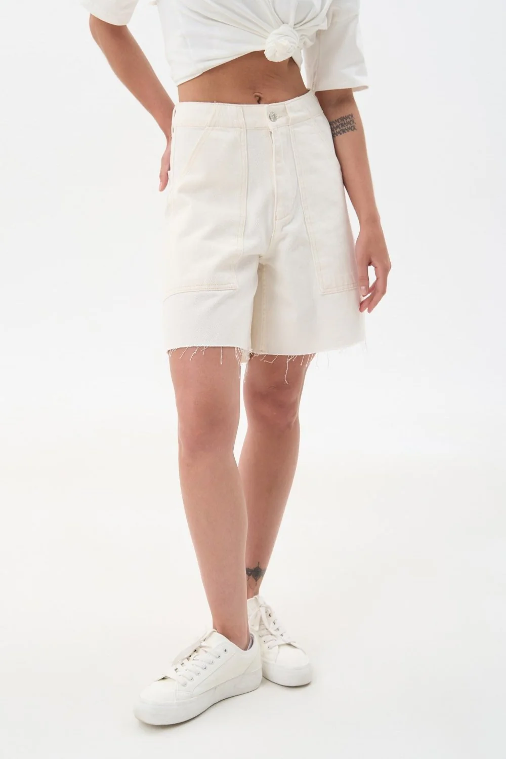 Milk Denim Shorts with Raw Edges - Image 5