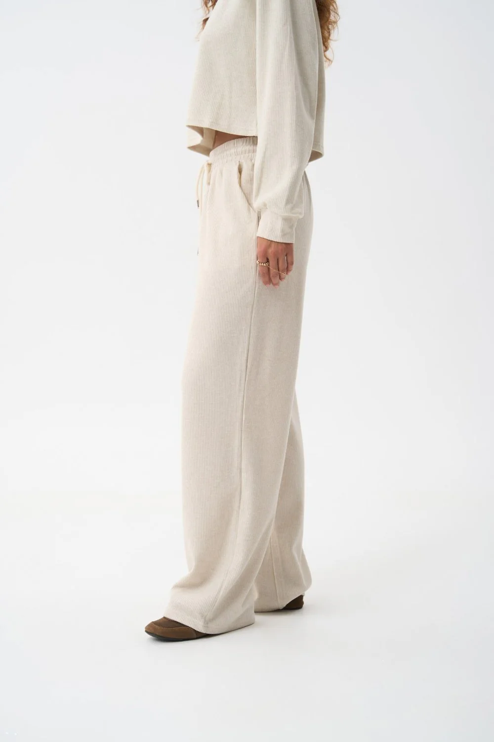 Milk Knitted Streight Leg Pants - Image 4