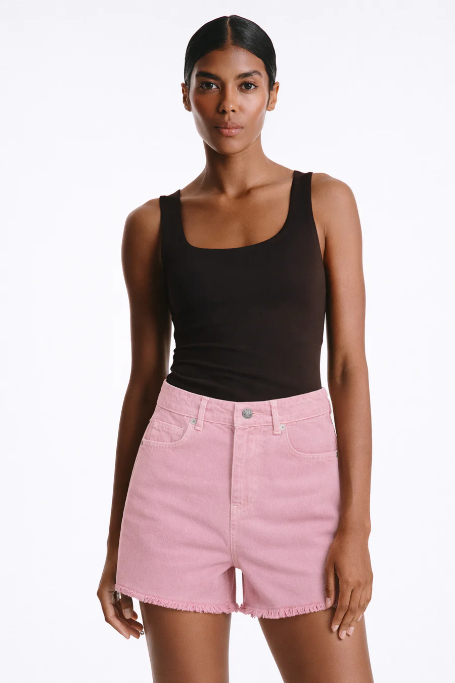 Side-slit denim shorts, Baby Pink