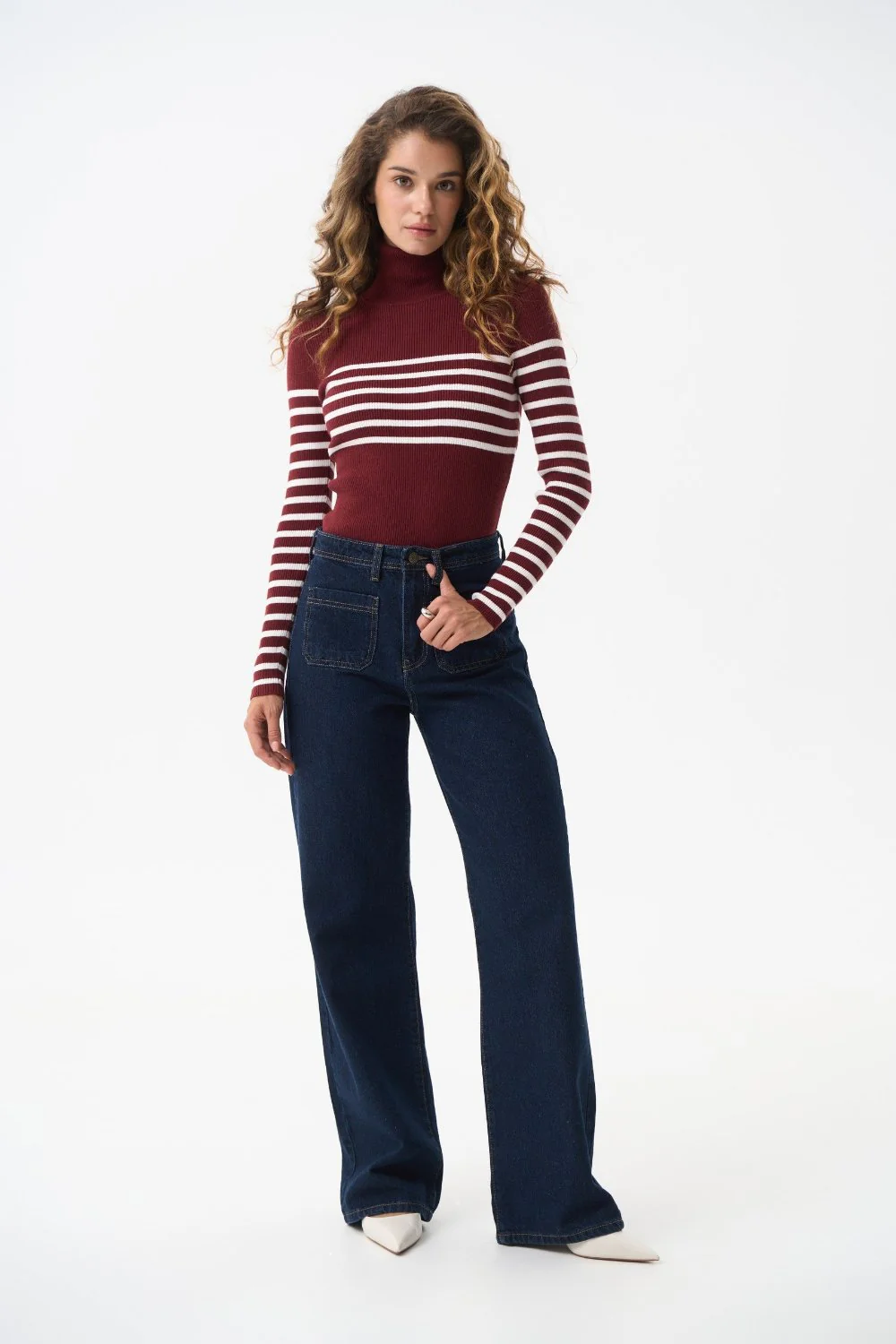 Red turtleneck sweater with a milky stripe - Image 9