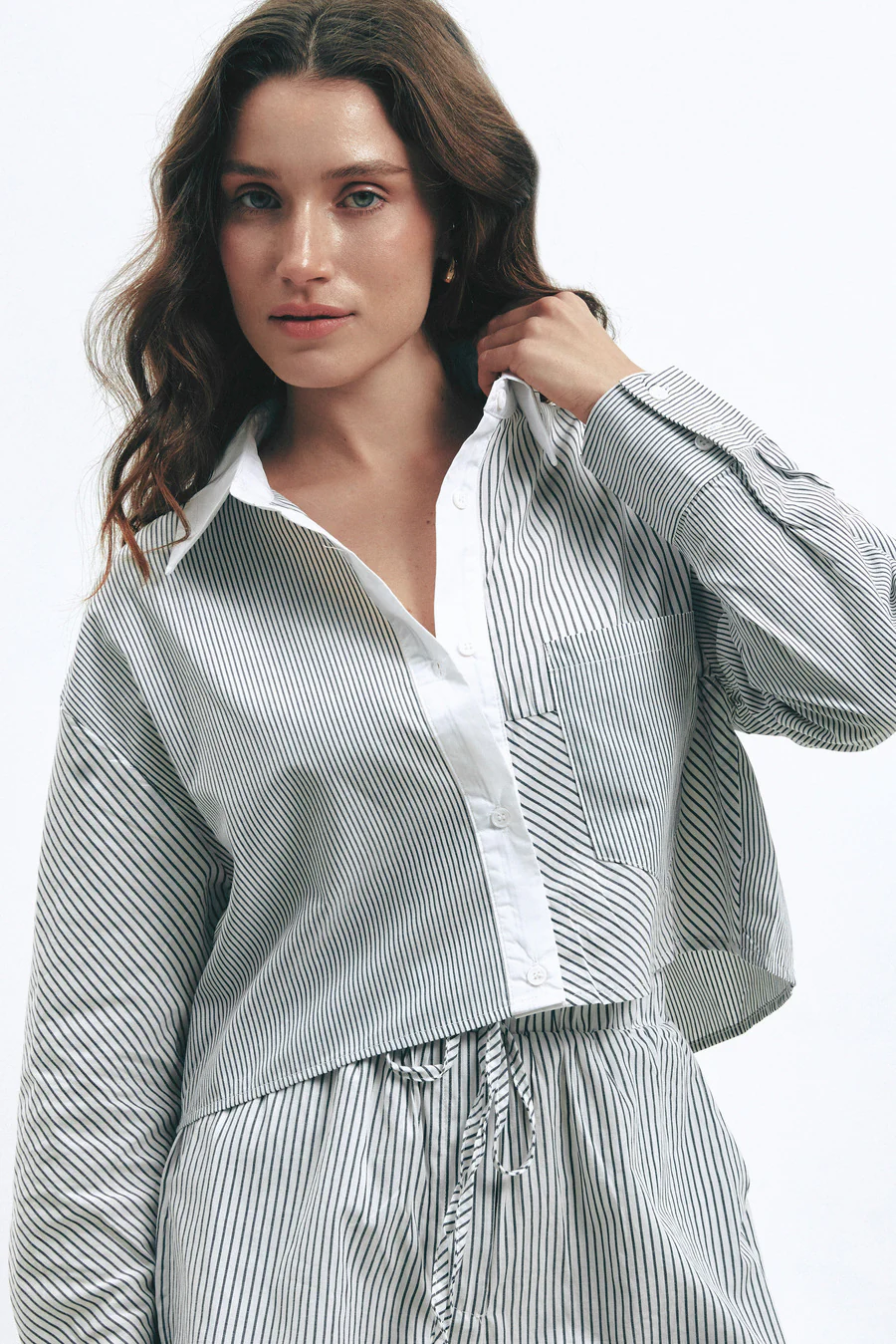 Striped Shorts with Pockets - Image 4