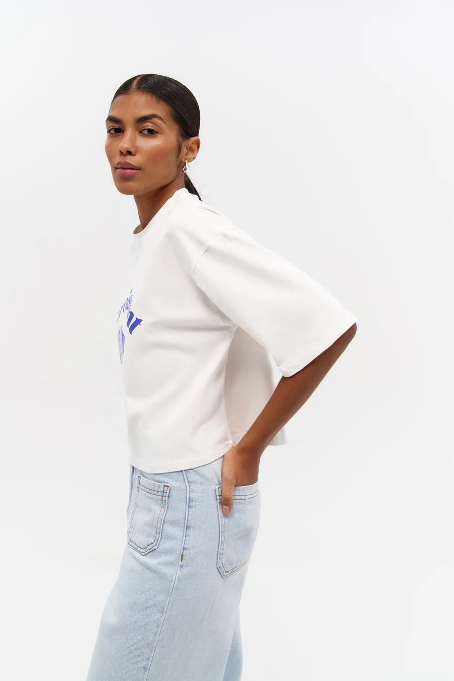White "Le Croissant" Print T-shirt - Image 4
