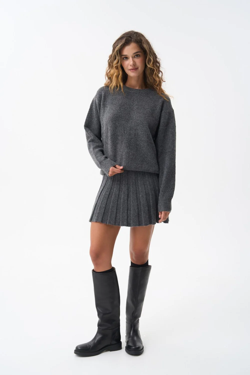 Wool sweater in color grey - Image 2